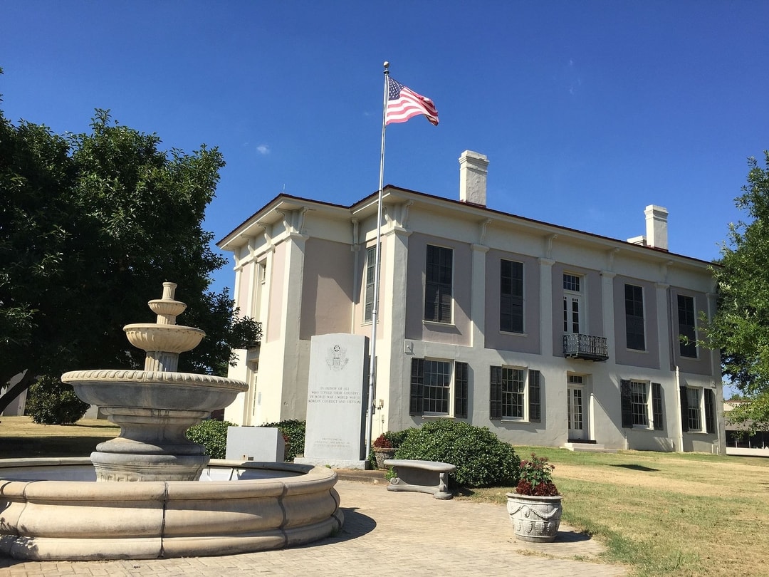 Forkland Mayor Surrenders to Face Felony Charges
