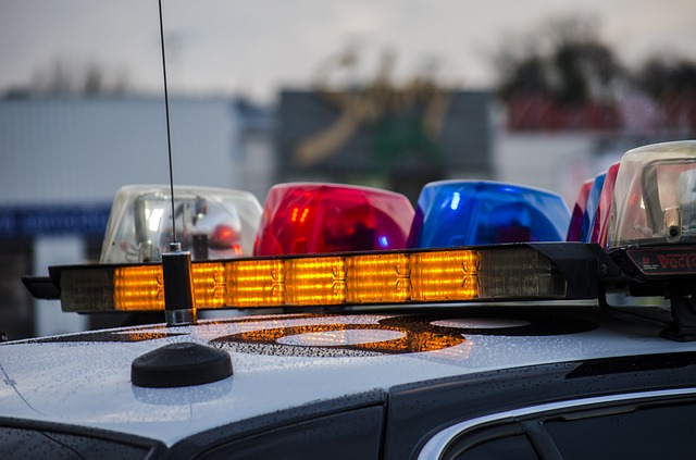 DUI Suspect Freaks Out in Cop Car